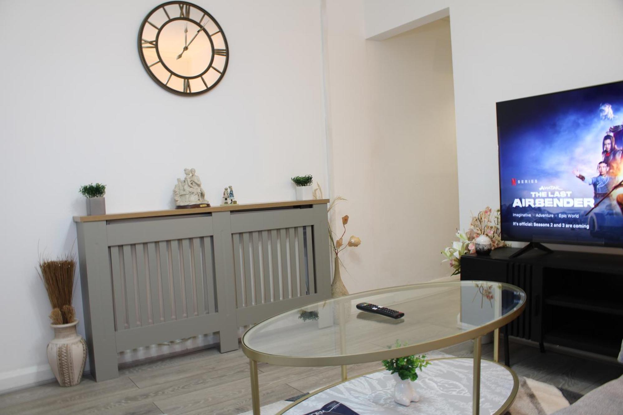 F2S Serviced Apartments 2Bedroom Terrace House With Free Wifi Netflix Suitable For Contractors Walking Distance To Train Station Derby Exterior foto