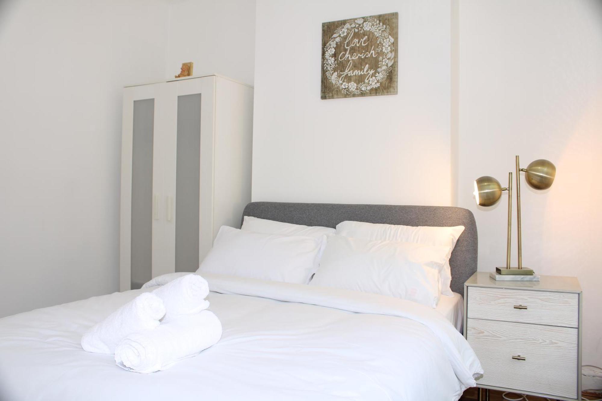 F2S Serviced Apartments 2Bedroom Terrace House With Free Wifi Netflix Suitable For Contractors Walking Distance To Train Station Derby Exterior foto